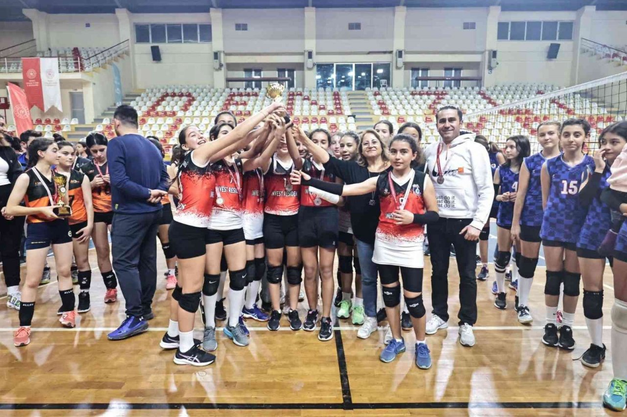 Filede kazananları kupasına kavuştu