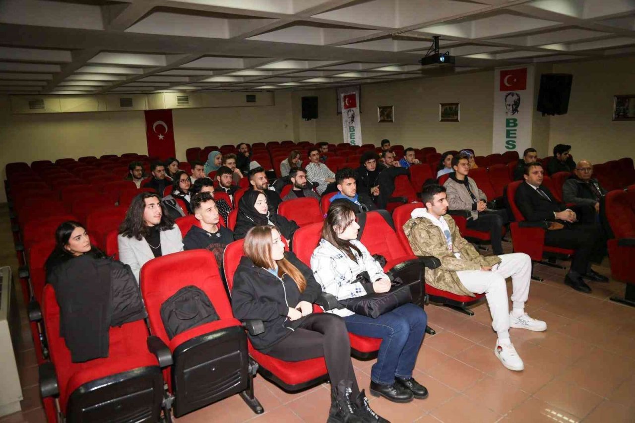 Gençler dijitali, esnaf tecrübesini anlatıyor