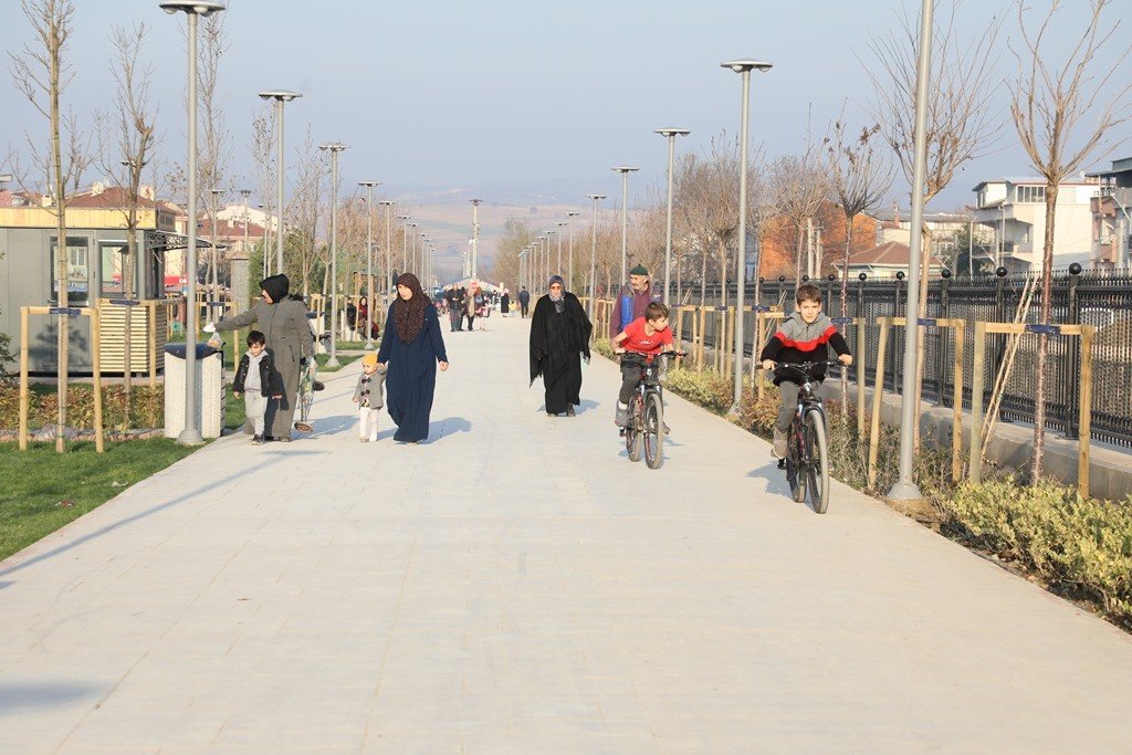 Kanal İnegöl, yoğun ilgi görüyor