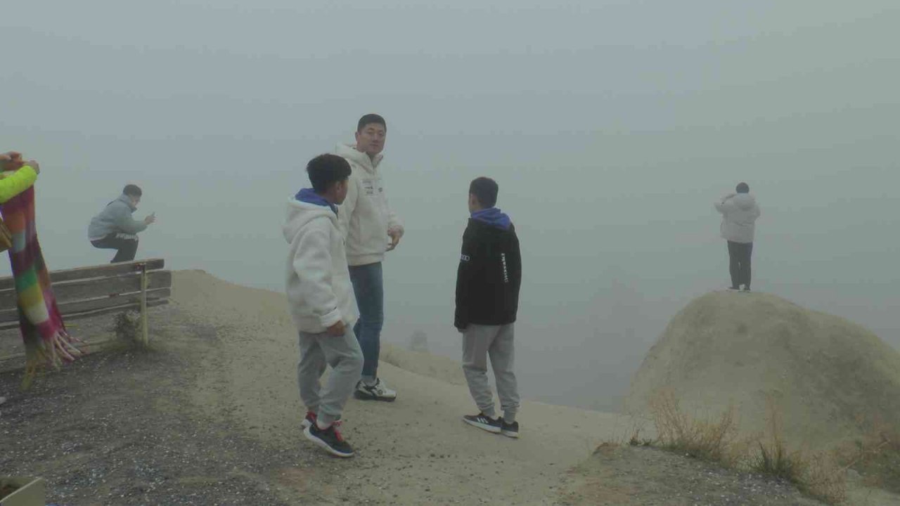 Kapadokya bölgesinde sis etkili oldu