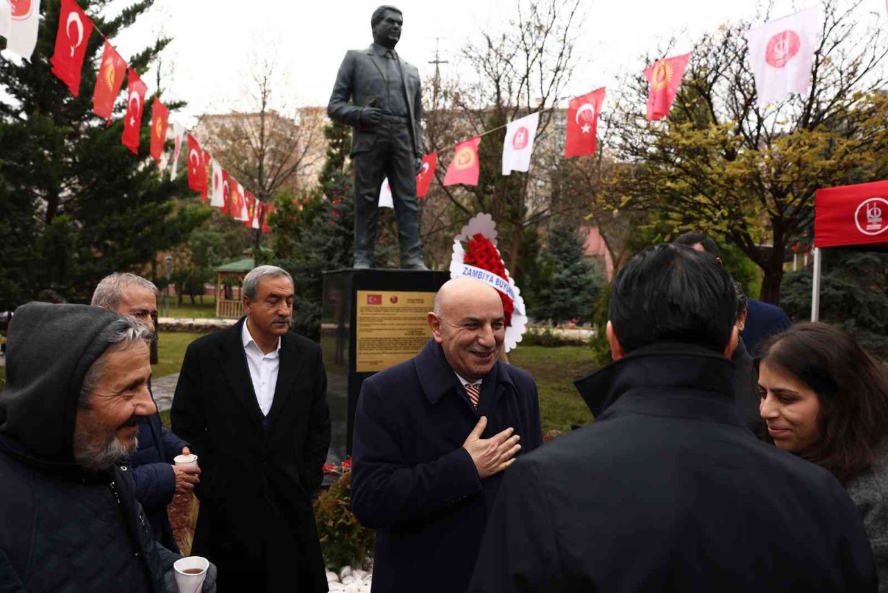 Cengiz Aytmatov 94’üncü doğum gününde Keçiören’de anıldı