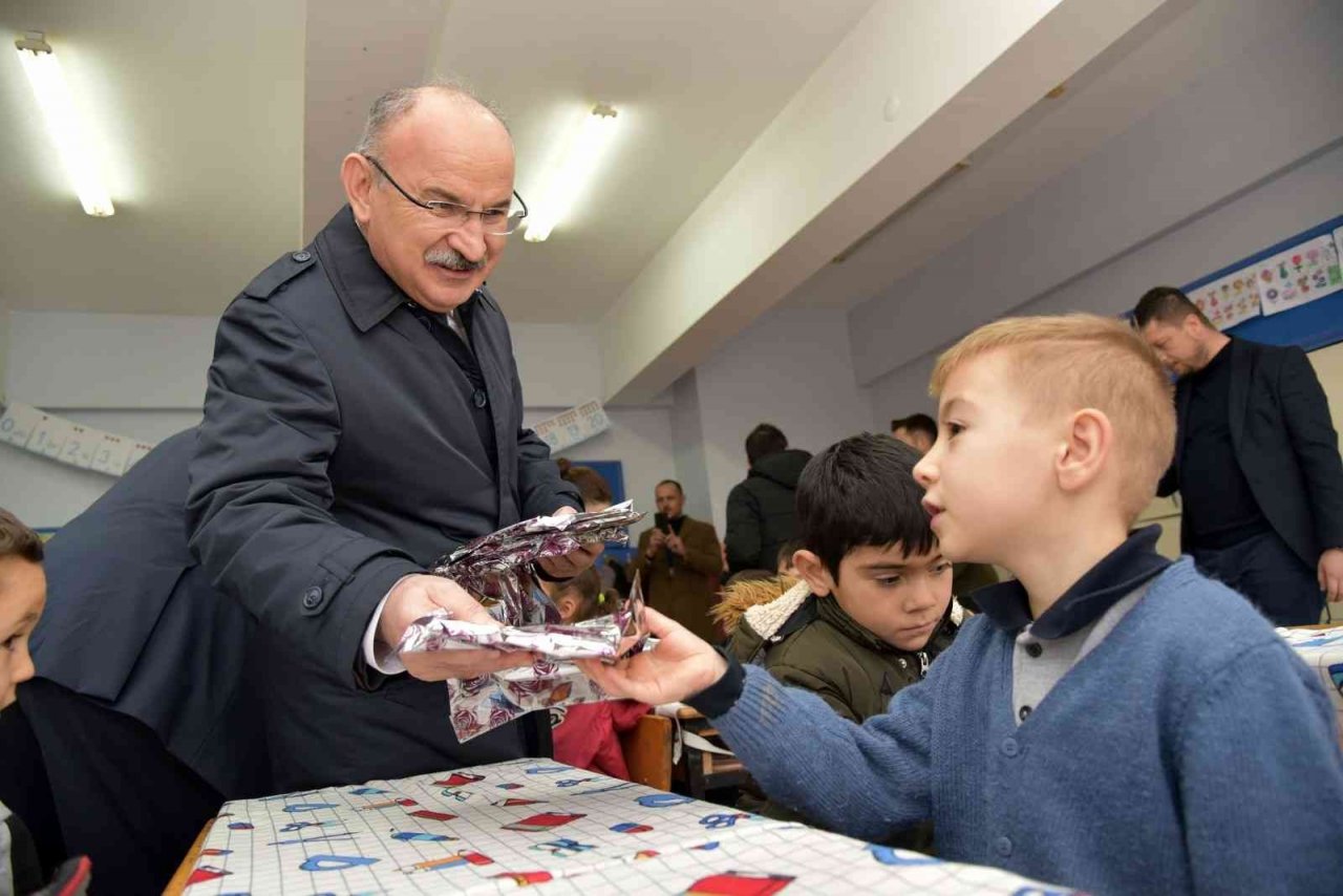 Kırkağaç Gelenbe İsmail Barış Aydın Aile Sağlığı Merkezi açıldı