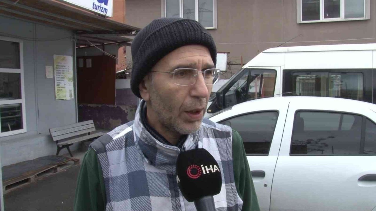 Ümraniye’de terminal hırsızları iş başında: Yaşlı yolcunun cüzdanını çaldılar