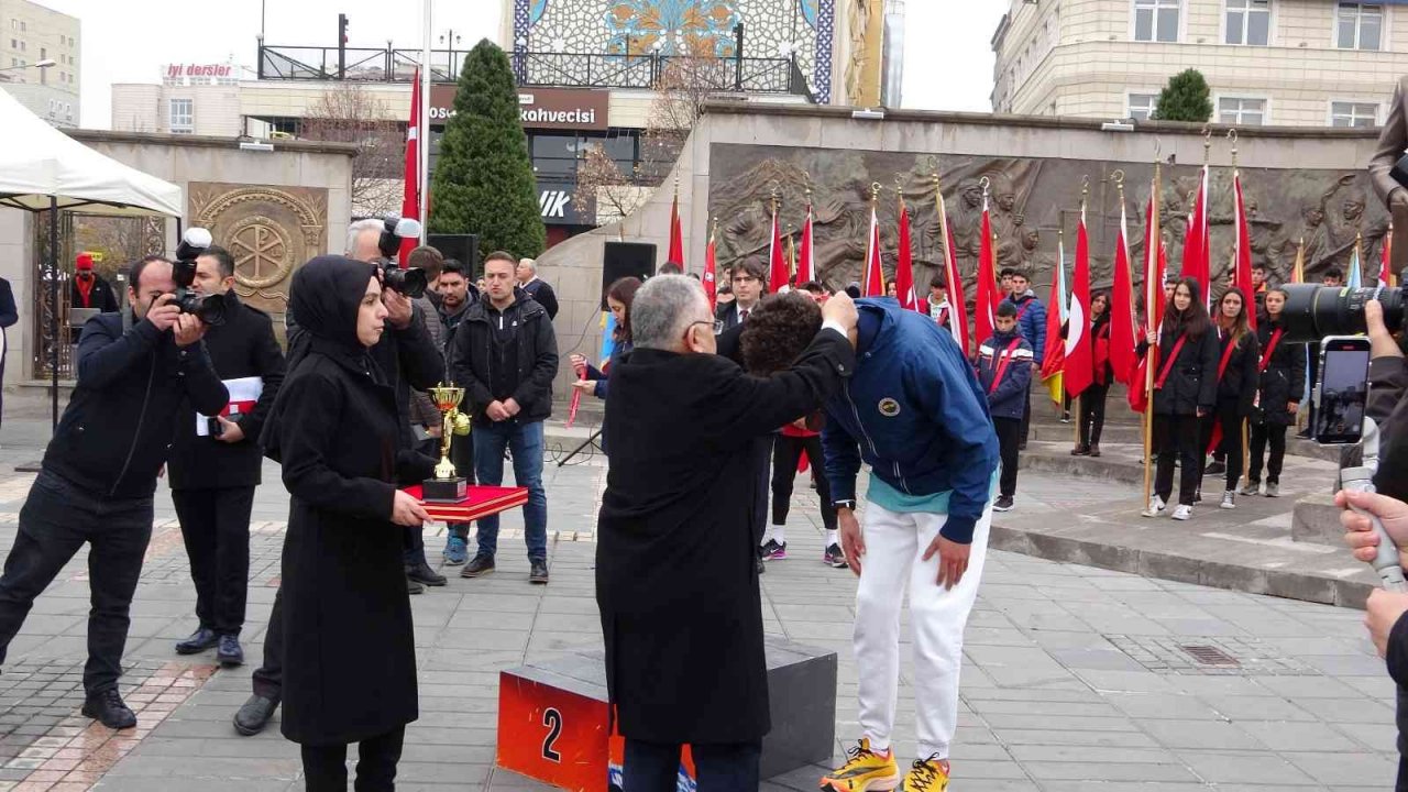 Atatürk’ün Kayseri’ye gelişinin 103. Yılı Coşkuyla Kutlandı