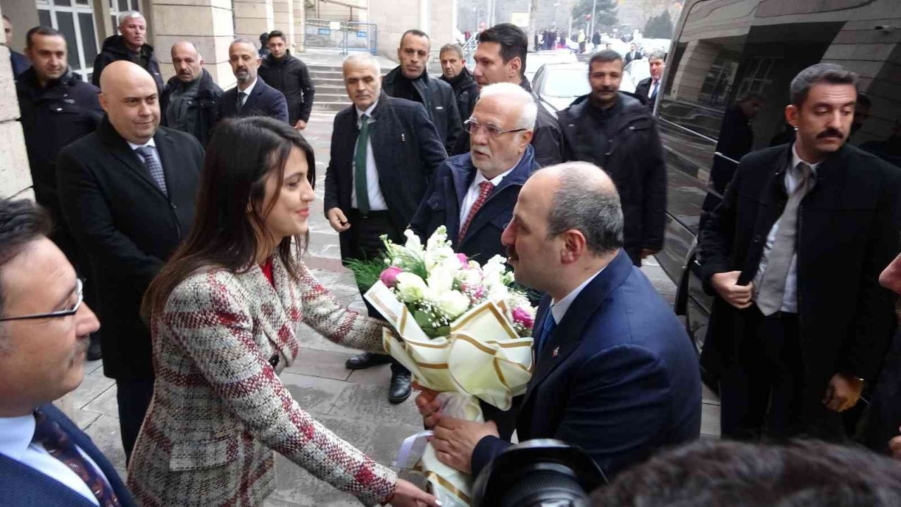 Bakan Varank’tan Vali Çiçek’e ziyaret