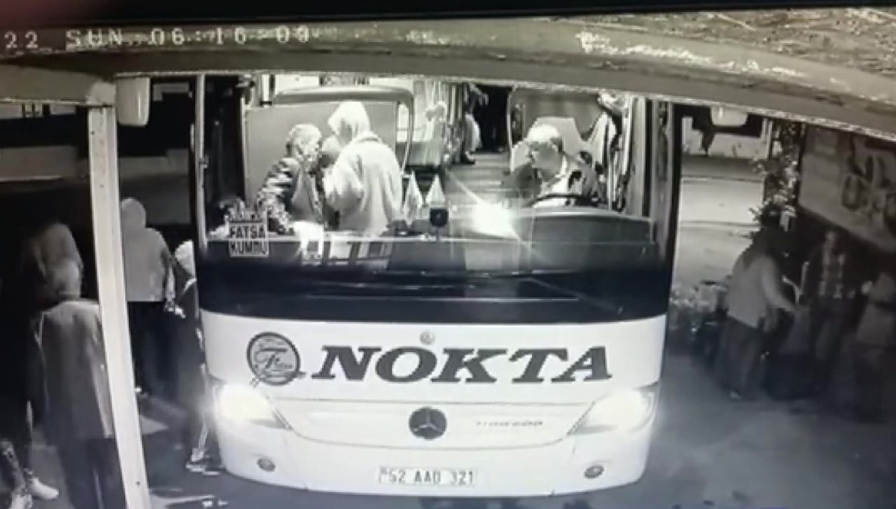 Ümraniye’de terminal hırsızları iş başında: Yaşlı yolcunun cüzdanını çaldılar