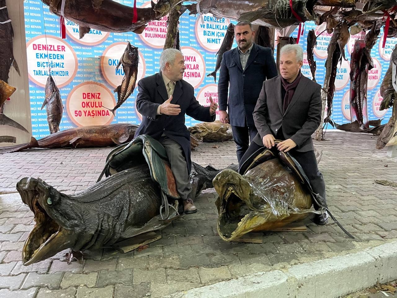 AK Partili Günaydın’dan İmamoğlu yorumu “Bir bardak suda fırtına kopartıyorlar”