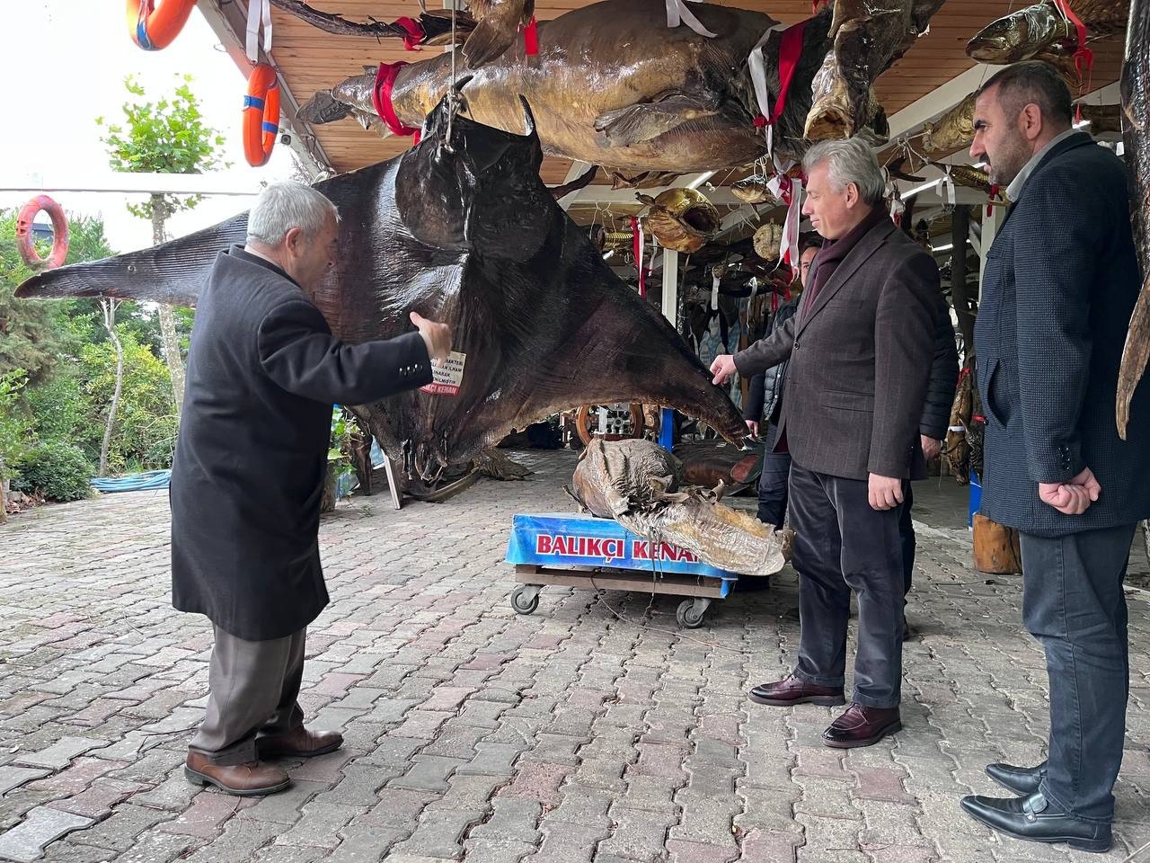 AK Partili Günaydın’dan İmamoğlu yorumu “Bir bardak suda fırtına kopartıyorlar”