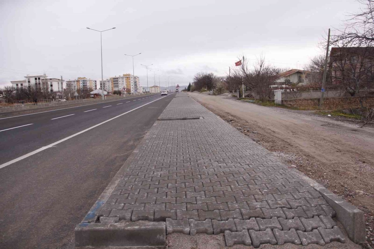 Bünyan’da Yaya Yolu Çalışmaları Devam Ediyor