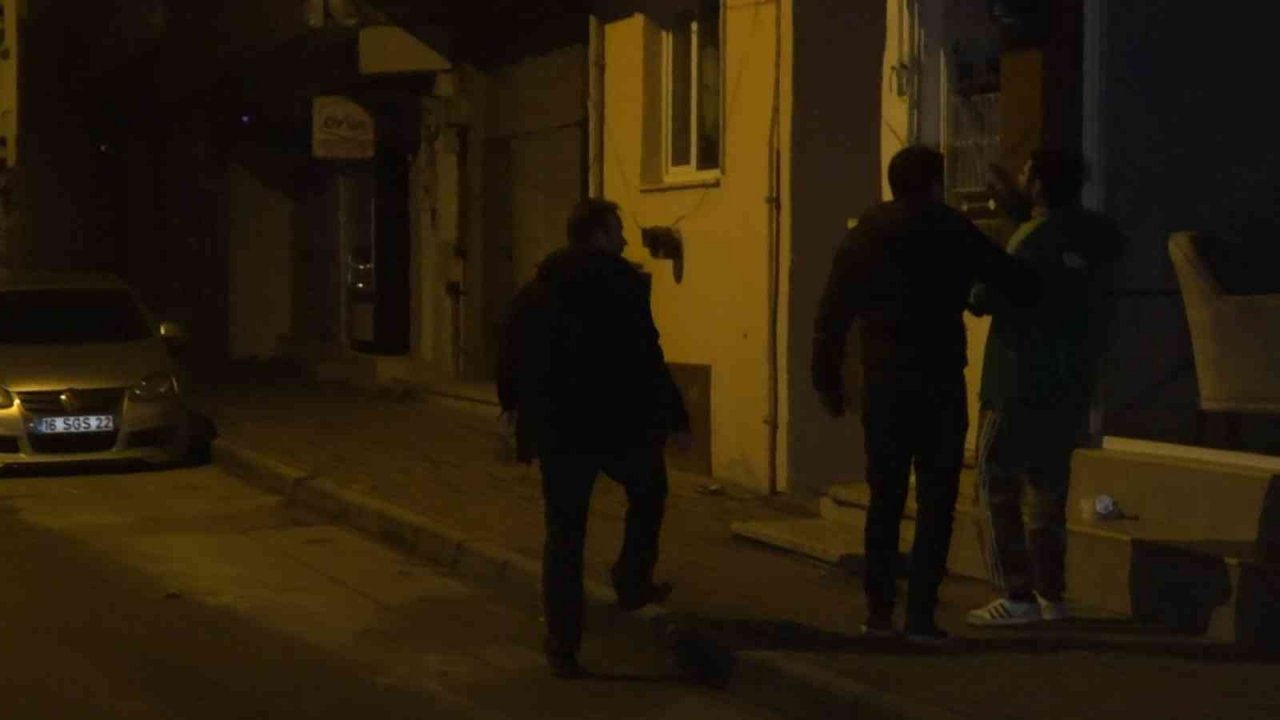 Kaza yapan alkollü sürücü ceza yiyeceğini anlayınca polislere direndi