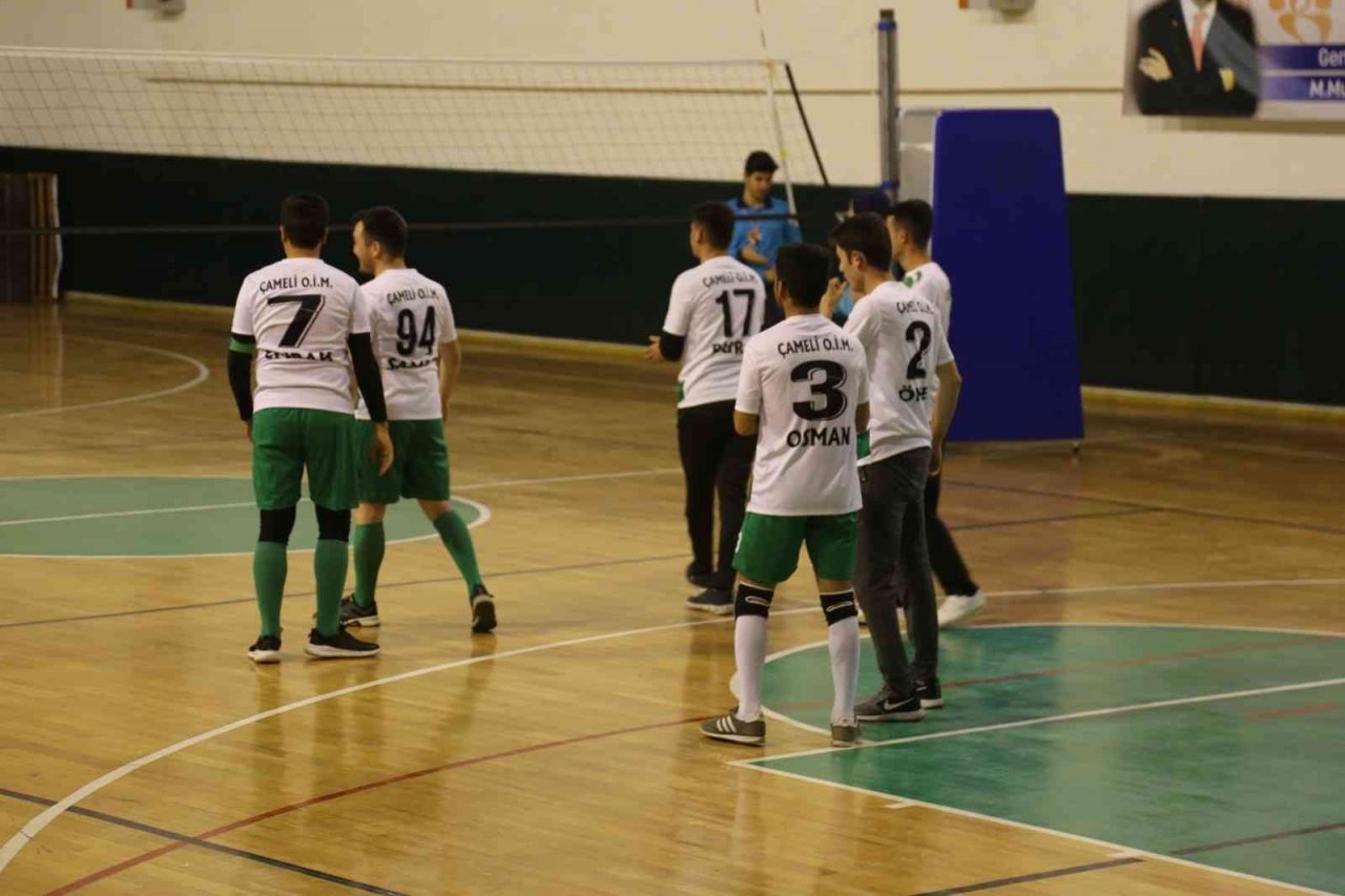 Çameli’nde kurumlar arası voleybol turnuvası başladı