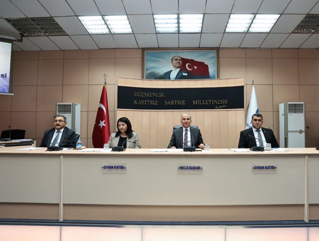 Büyükşehir 2022’nin son meclis toplantısını yaptı