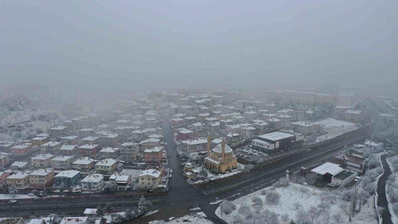 Hacılar beyaza büründü