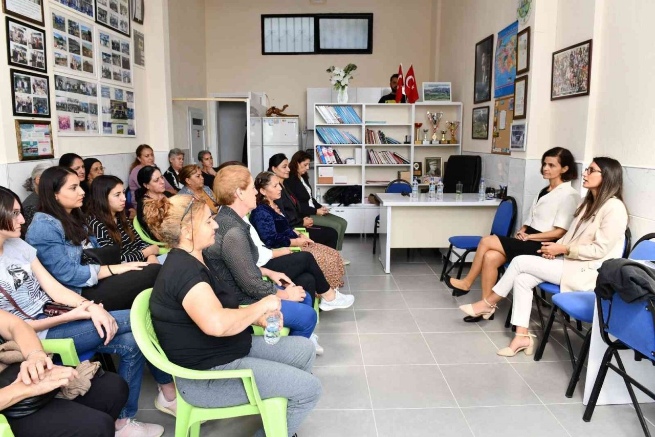 Çiğlili kadınların buluşma adresi: Mor Akademi