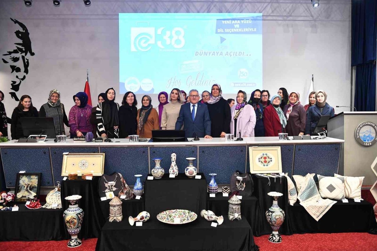 Başkan Büyükkılıç, e-38’in dünyaya açılan yeni ara yüzünü tanıttı
