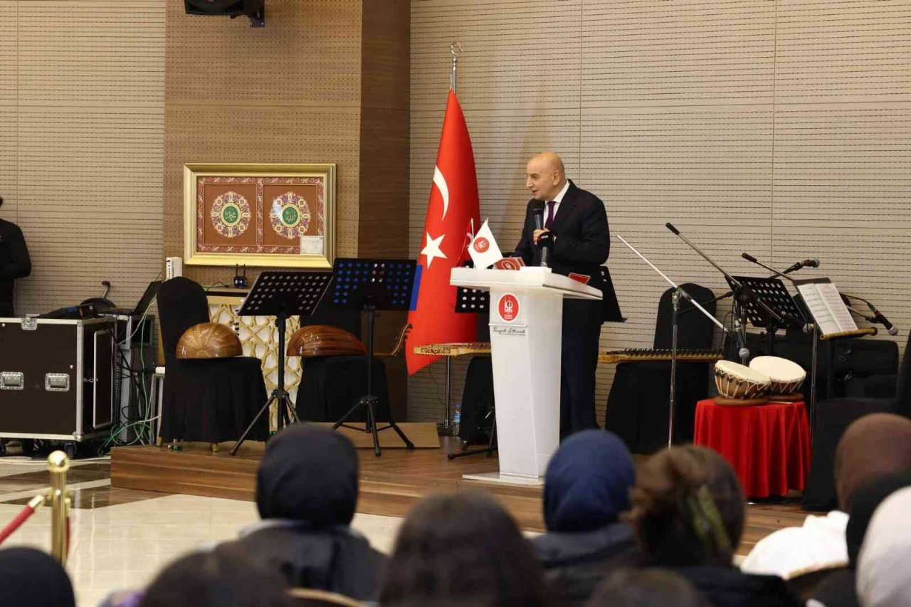 Keçiören’de “ney” eşliğinde semazen gösterisi