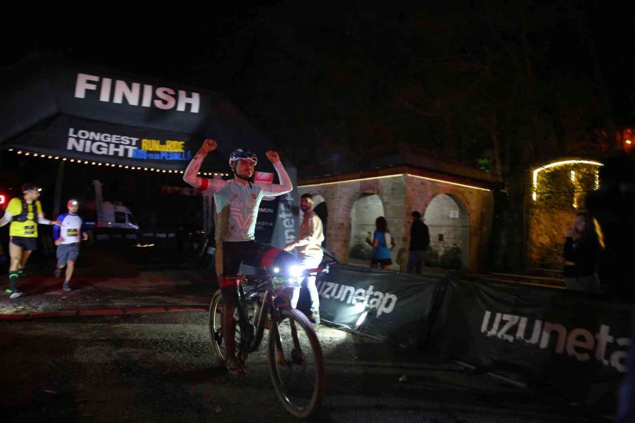 Çekmeköy’de zorlu parkur ve soğuk havada kıyasıya mücadele