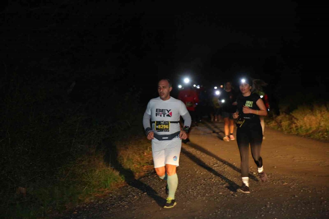 Çekmeköy’de zorlu parkur ve soğuk havada kıyasıya mücadele