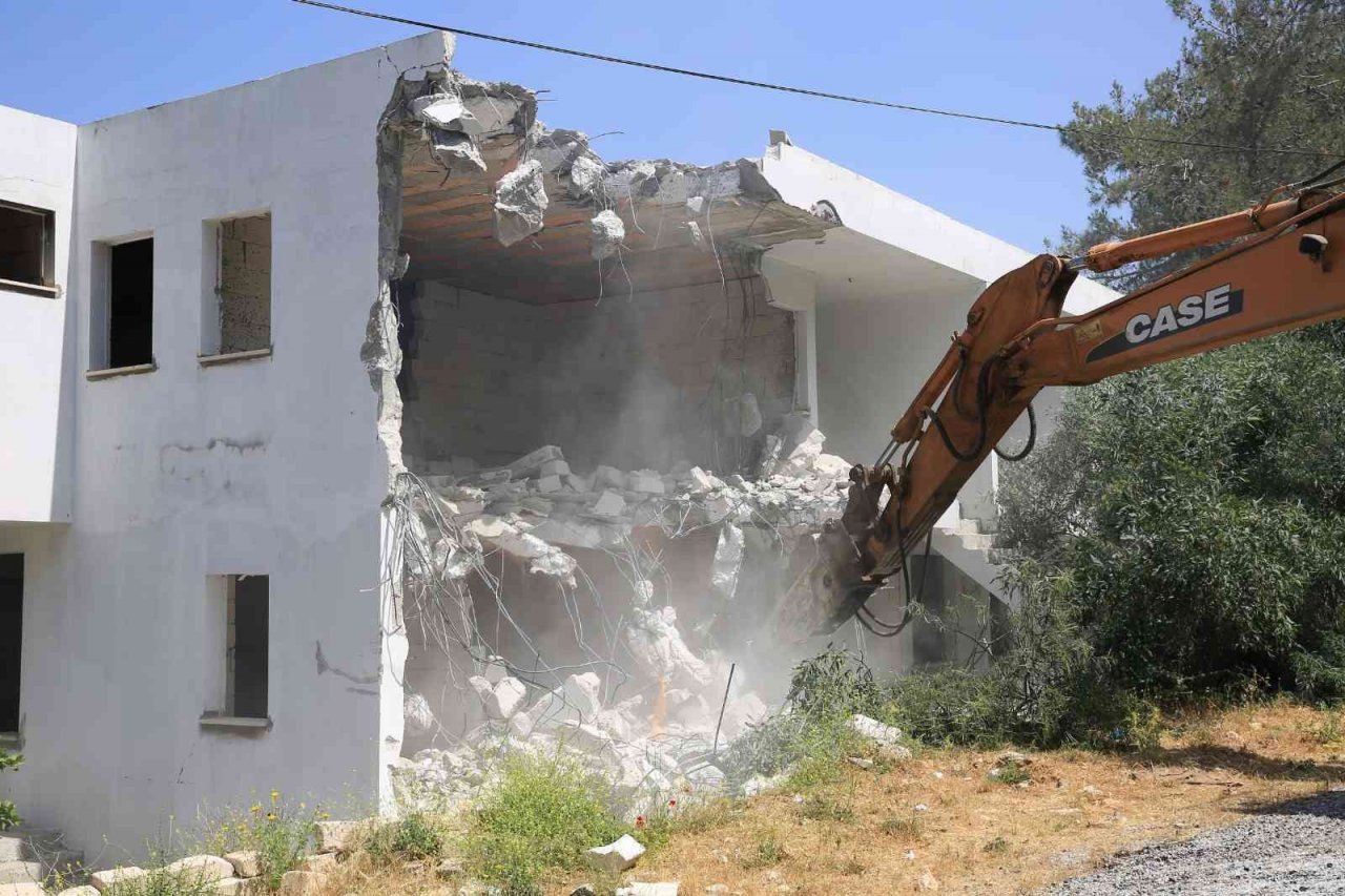 Bodrum’da 1 yılda 210 kaçak yapı yıkıldı, 1650 yapı mühürlendi