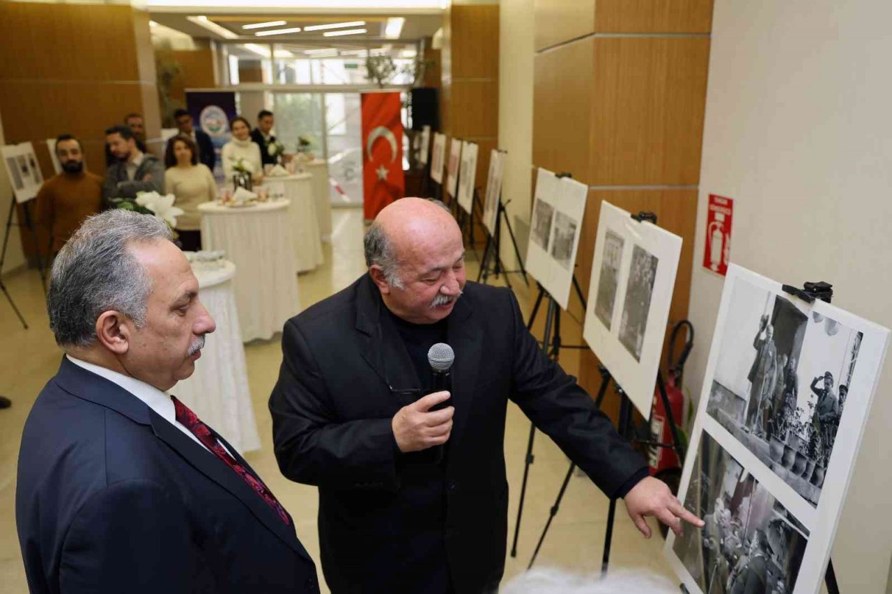 Talas’ta Atatürk Kayseri’de Sergisi