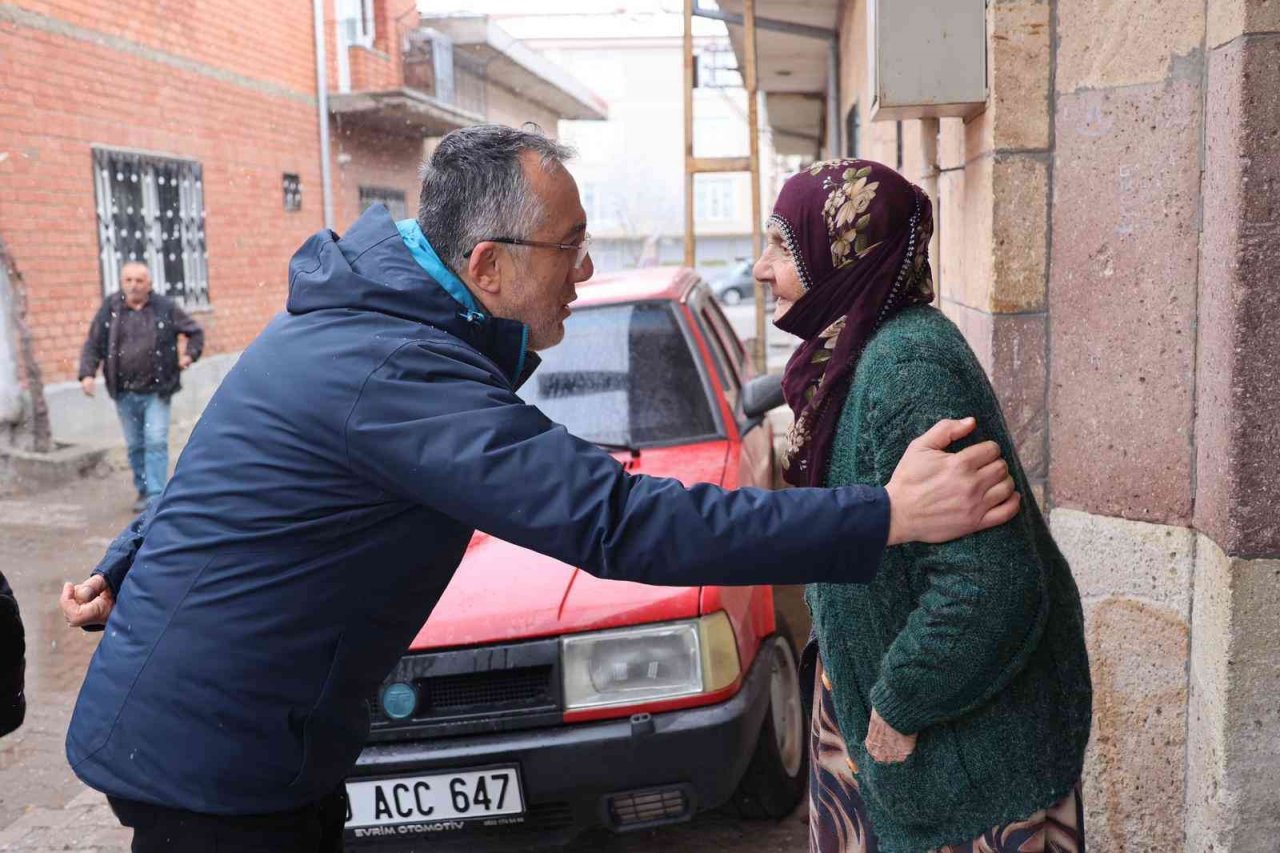 Başkan Savran, Kıratlıoğlu ve Mehmet Akif Ersoy Mahallelerinde vatandaşlarla bir araya geldi