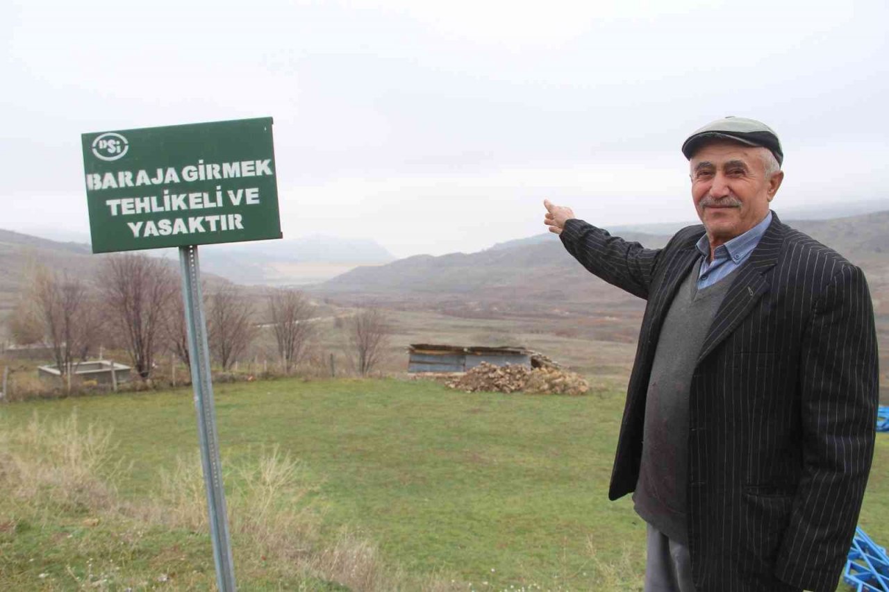 Barajda adeta bir damla su kalmadı