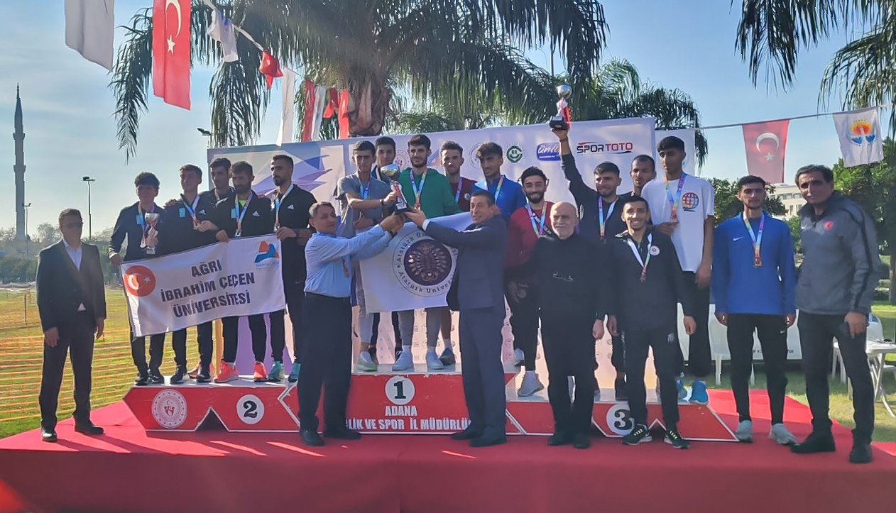 Kros erkek takımından 20. Şampiyonluk