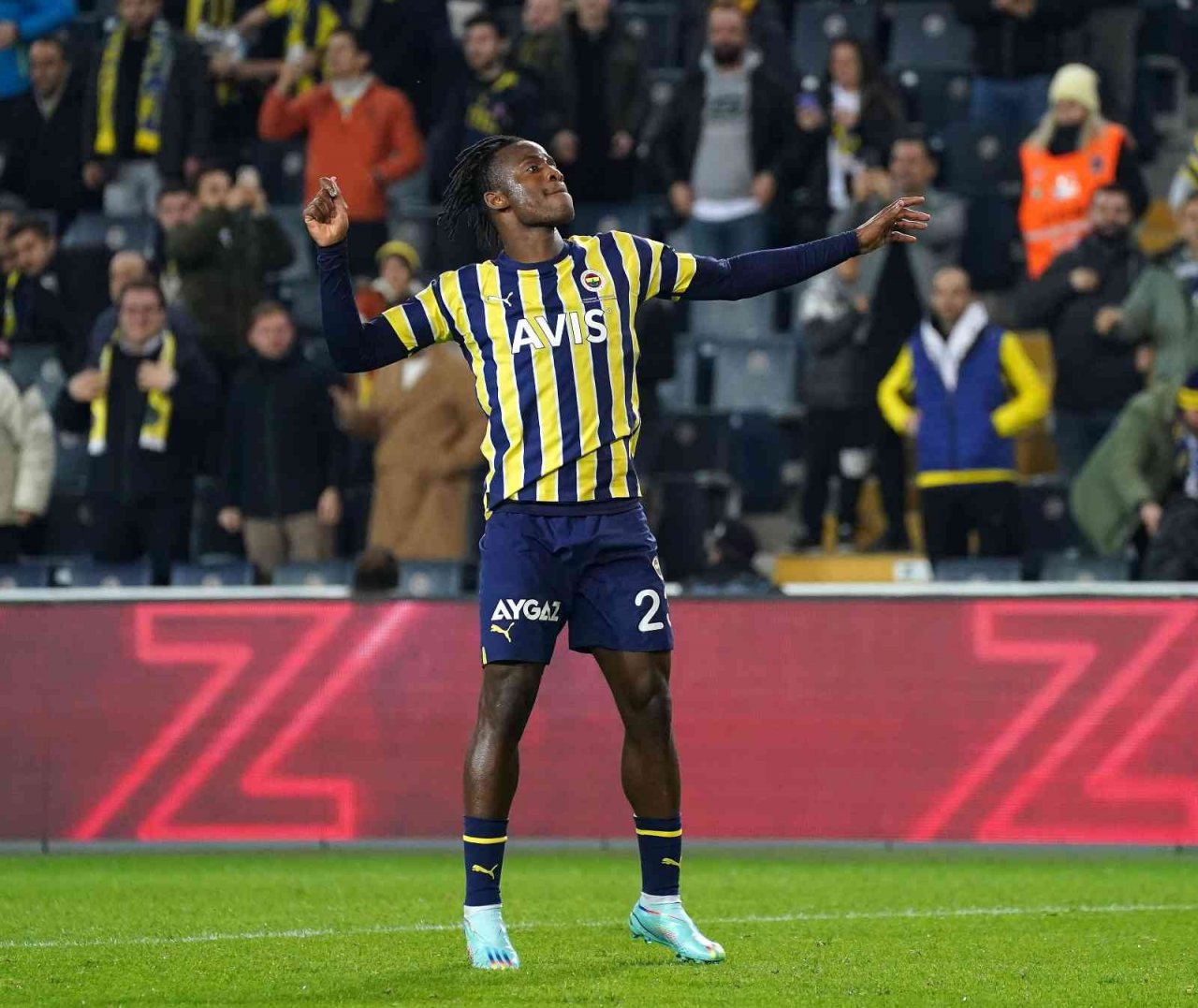 Ziraat Türkiye Kupası: Fenerbahçe: 2 - İstanbulspor: 0 (İlk yarı)
