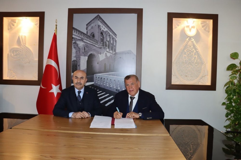 Altunkaya’dan eğitime bir okul desteği daha