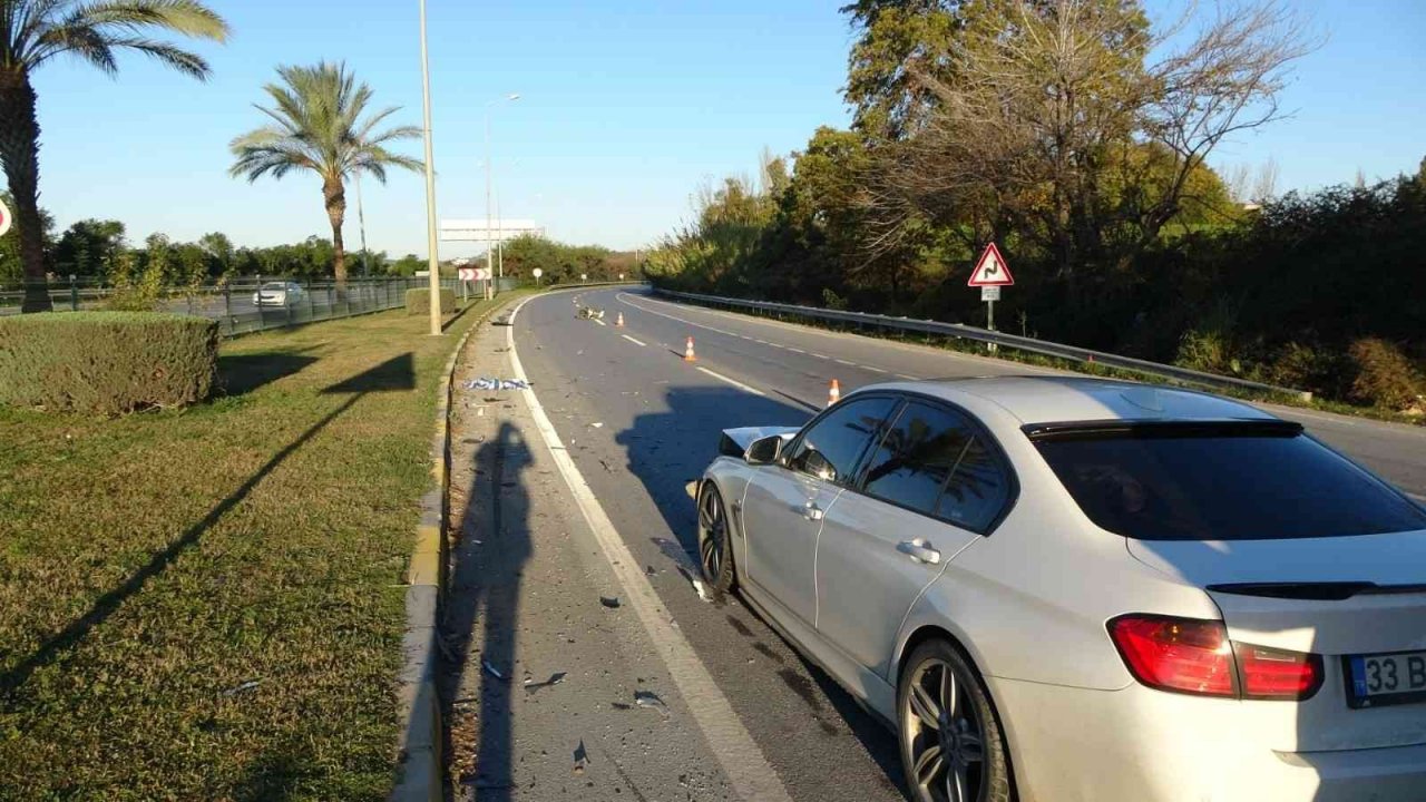 Manavgat’ta otomobil ile çarpışan motosiklet sürücüsü hayatını kaybetti