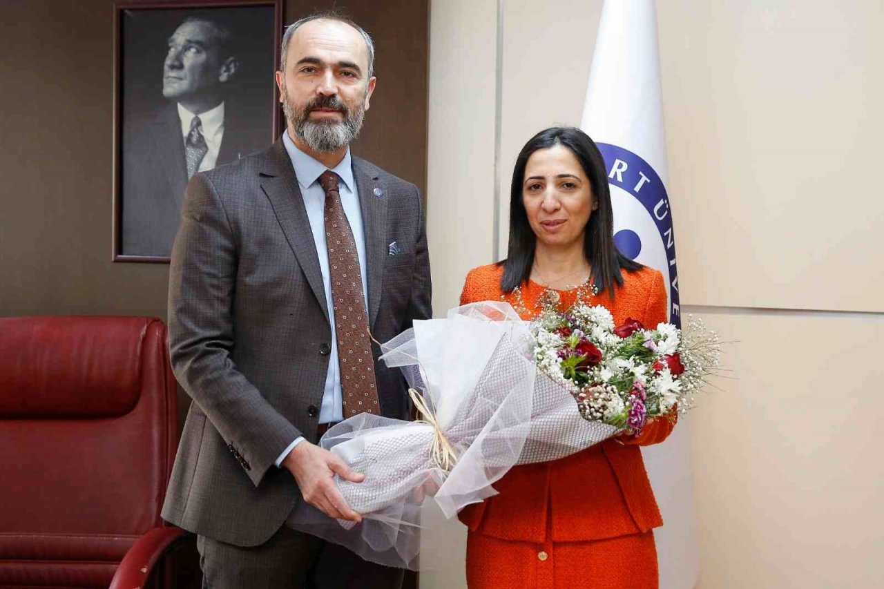 Sağlık Hizmetleri Meslek Yüksekokulu Müdürlüğüne Doç. Dr. Sarıkaya atandı