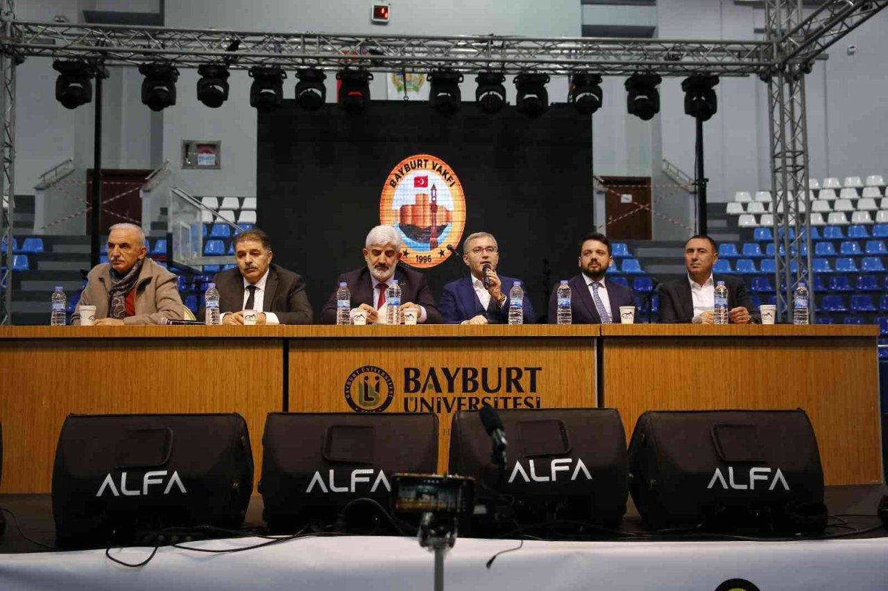 Bayburt’ta Türkiye Yüzyılı ve Gençlik Paneli düzenlendi