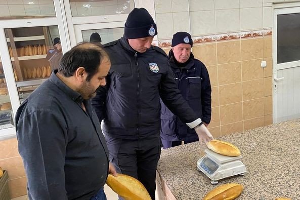 Bayburt’ta zabıtadan fırın denetimi