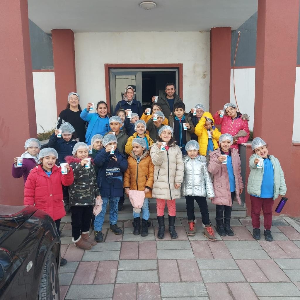 Tatvan’da minikler yerli üretim fabrikalarını gezdi