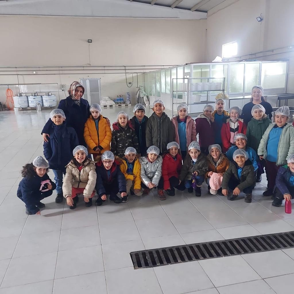 Tatvan’da minikler yerli üretim fabrikalarını gezdi