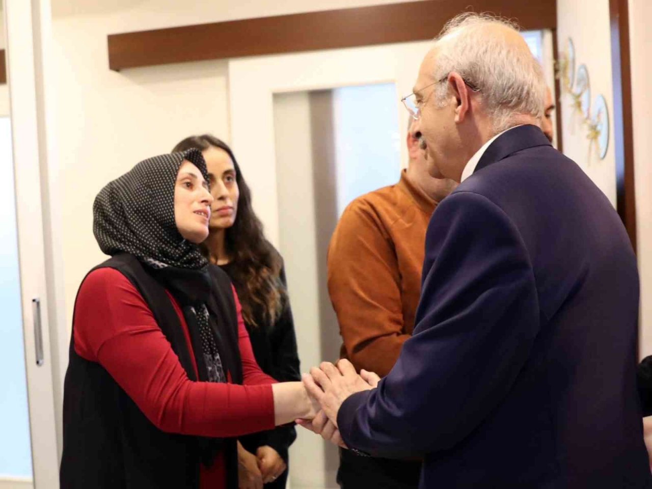 Kılıçdaroğlu Pençe-Kilit Operasyonu şehidinin ailesini ziyaret etti