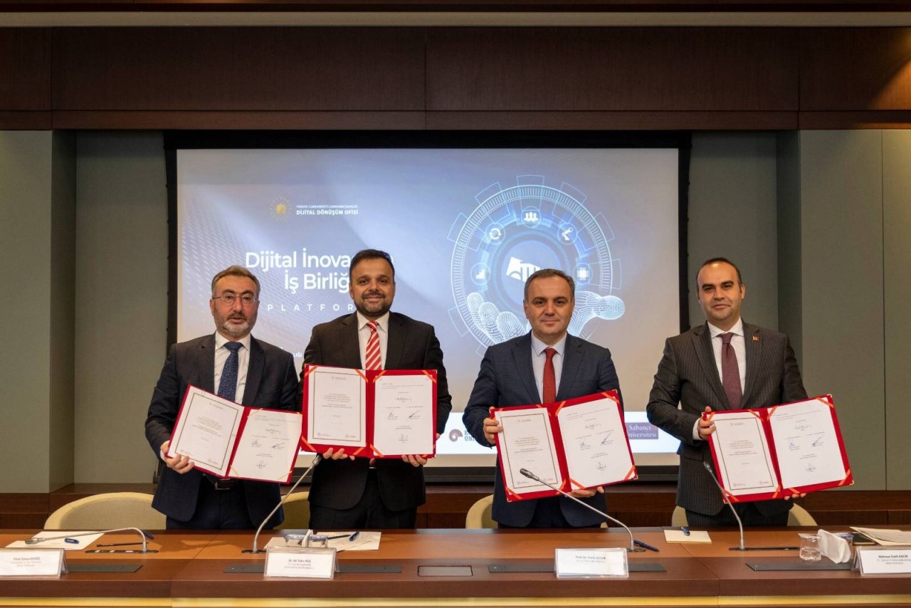 ERÜ’nün de paydaş olduğu Dijital İnovasyon İş Birliği Platformu Protokolü imzalandı