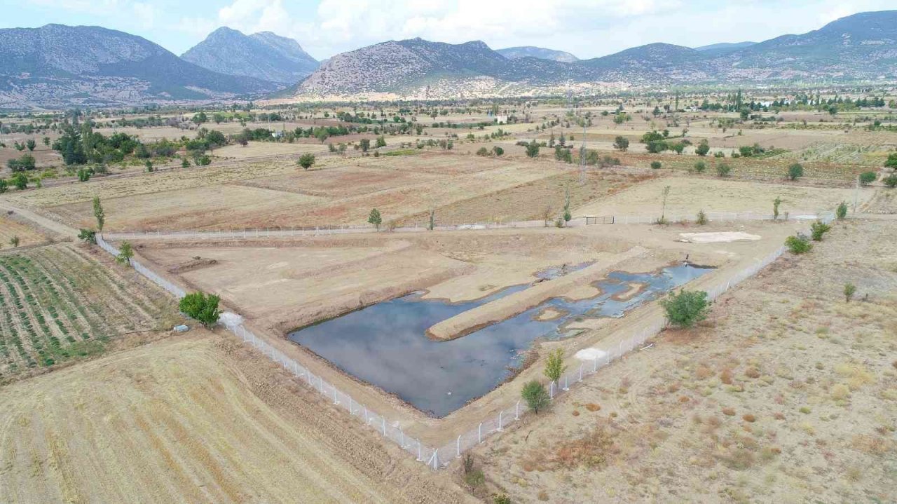 Acıpayam’da atık suların doğaya zarar vermesinin önüne geçiliyor