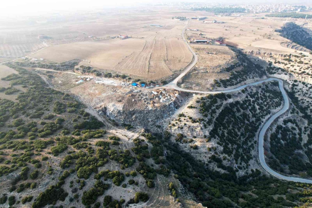 Tabiat parkı ilan edilen Ulubey Kanyonu sahasına çöp döküldüğü iddiası