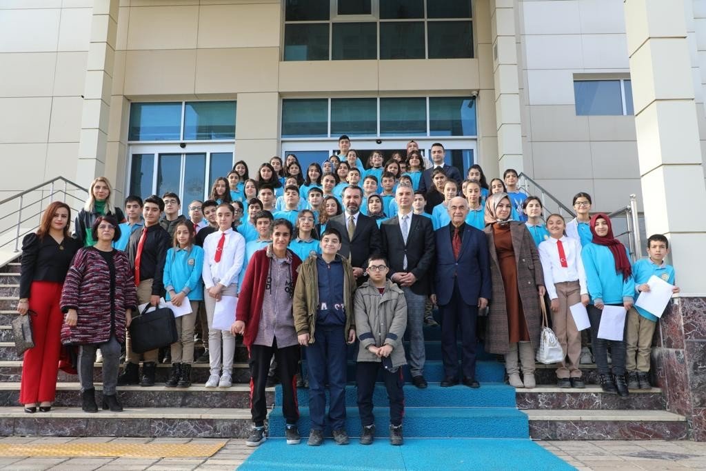 Başkan Şerifoğulları, “Şehri imar ederken gönülleri mutlu etmek benim için çok önemli”