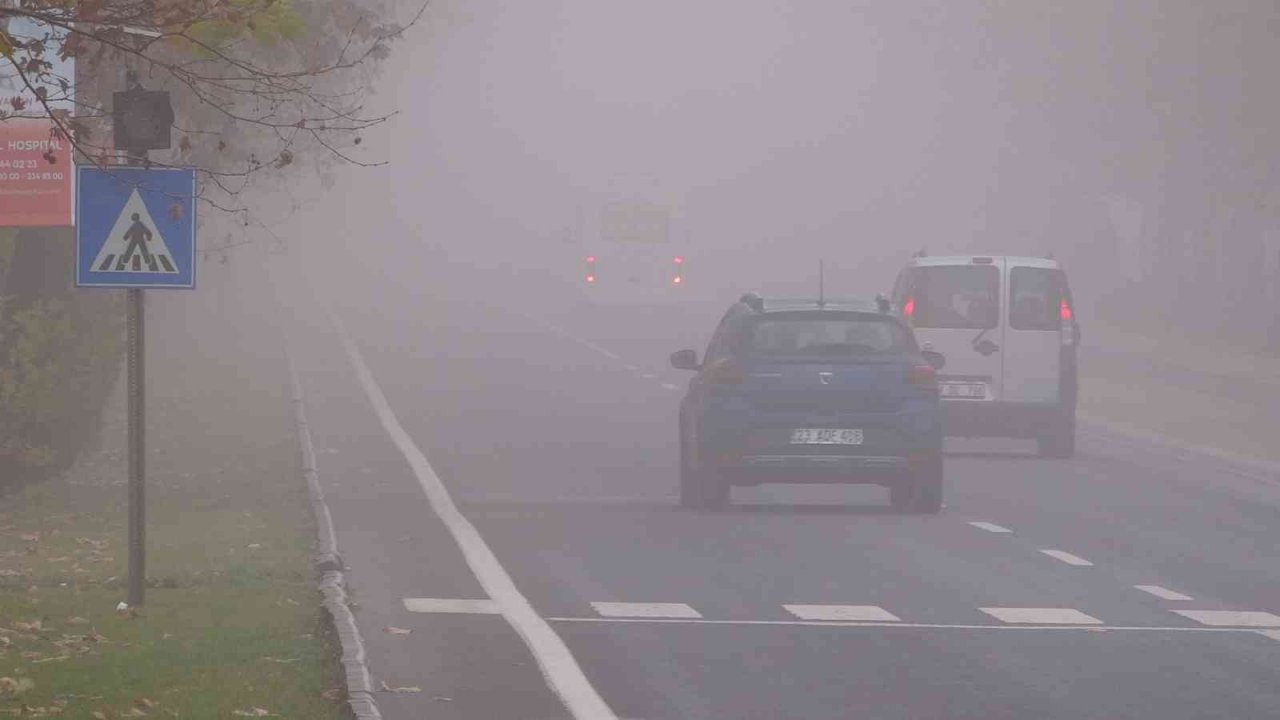 Elazığ’da sis etkili oldu