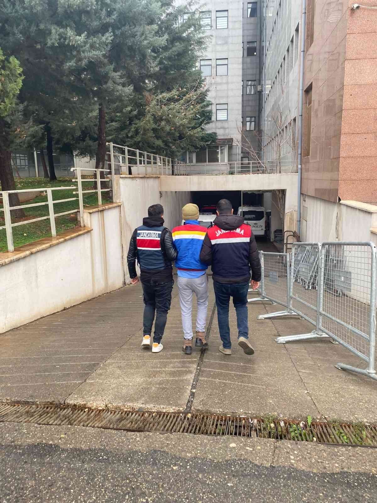 Gaziantep’te çeşitli suçlardan aranan 35 şüpheli yakalandı