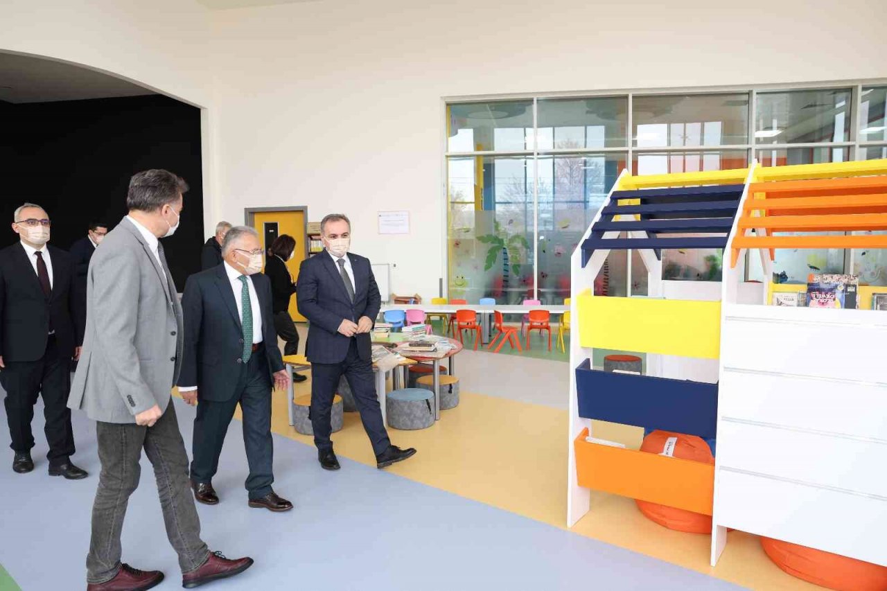 Başkan Büyükkılıç’tan KANKA’ya ve Erü Diş Hekimliği’ne ziyaret