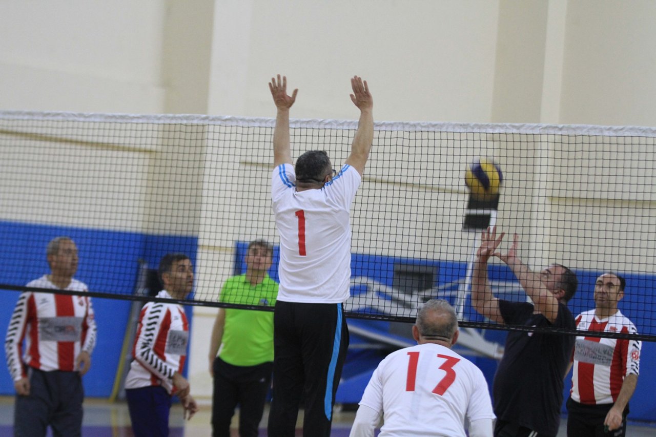 Kaymakamlık turnuvasında finalin adı: Esnafspor - Milli Eğitim