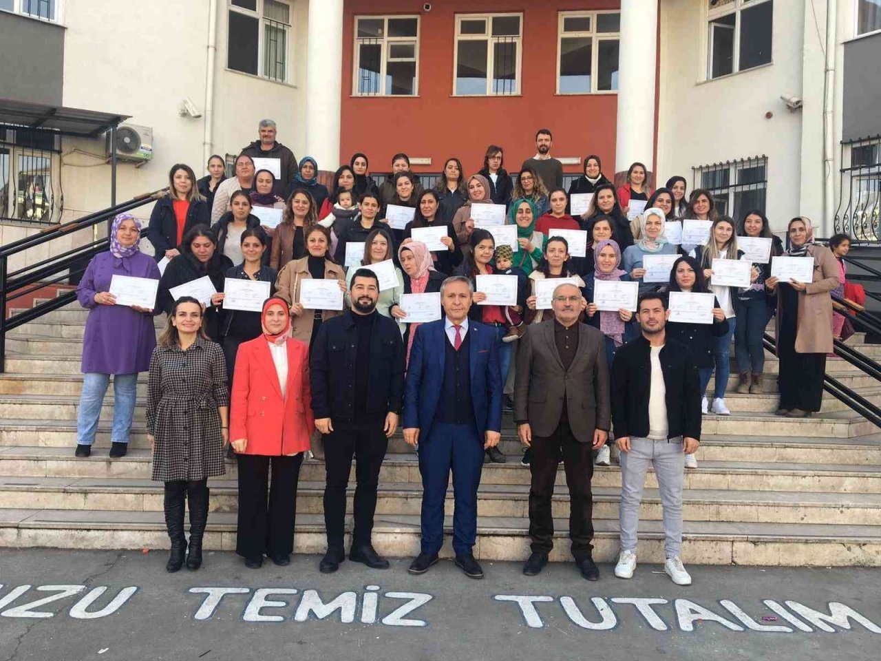 Halk eğitimi merkezinden 18 bin 250 kursiyer faydalandı