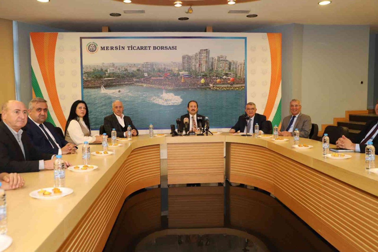 Vali Pehlivan: "Festivalle Mersin’in narenciyenin başkenti olduğunu bir kez daha ilan etmiş olduk"