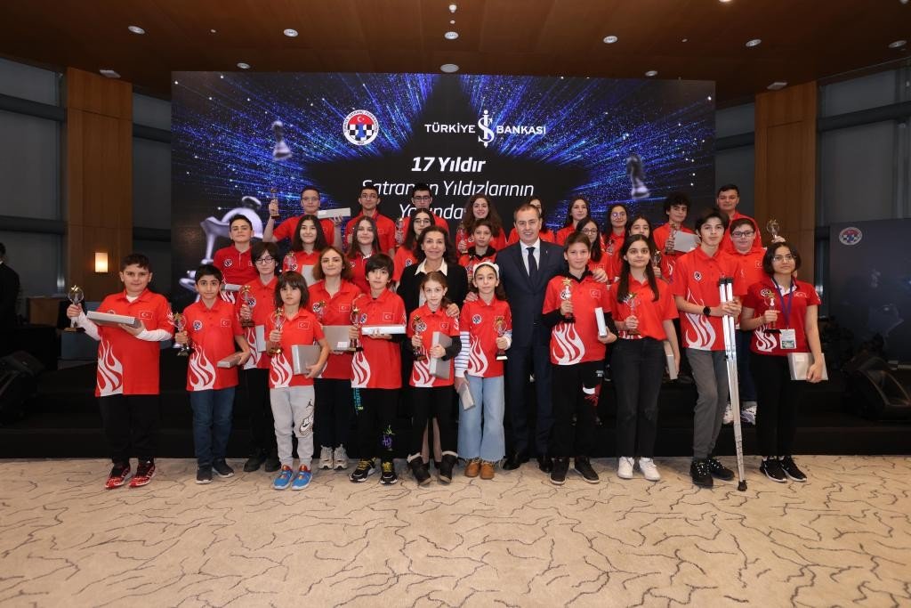 Satrancın yıldızları buluştu