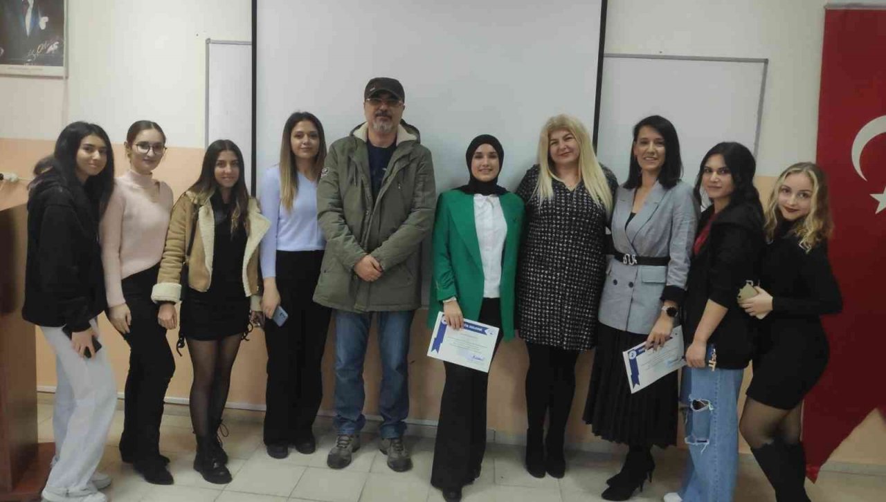 PAÜ’de çocuk istismarına karşı konferans