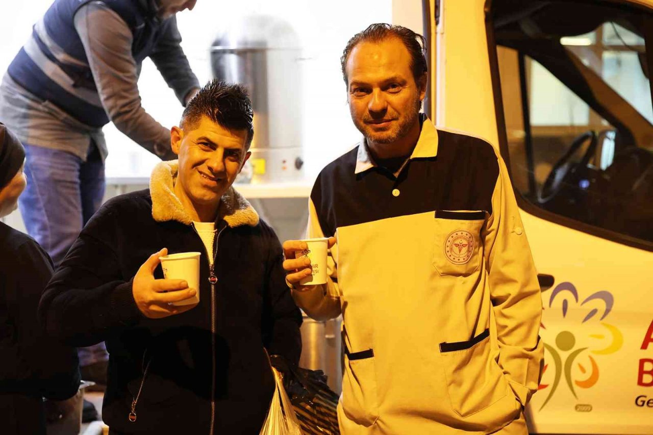 Ataşehirliler güne sıcak çorbayla başlıyor