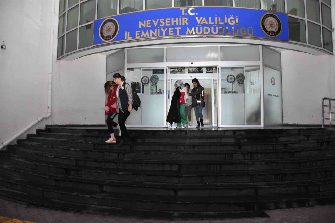 50 milyonluk vurgun yapan çete çökertildi